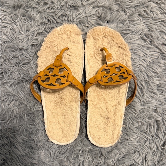 Tory Burch Shoes - Tory Burch Brown Shearling Sandals